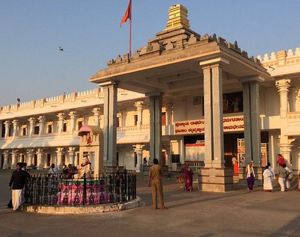 Mantralayam Deeksha travels | Perfect Travel partner